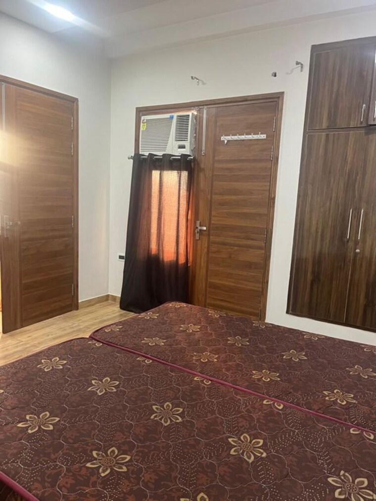 Room, sushant lok i 1 Bedroom 800 Sq.Ft. Builder Floor In Sushant Lok I Gurgaon 10345304