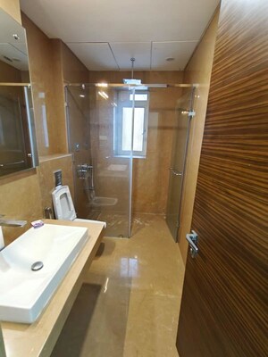 Team Area in 4 BHK Apartment at Raheja Imperia, Worli – for Rent