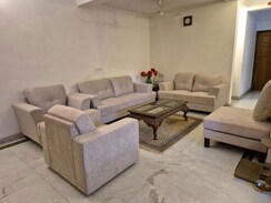 2 BHK Builder Floor For Rent in High Grounds