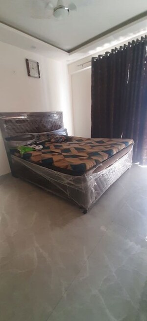 Bedroom in 4 BHK Apartment at Sector 12 Dwarka – for Rent
