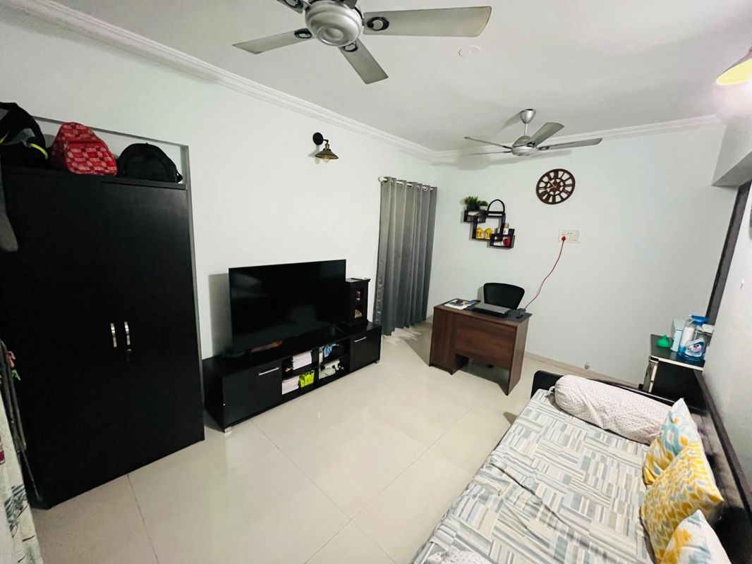 1 BHK 450 Sq.Ft. Apartment in Everest Country Side
