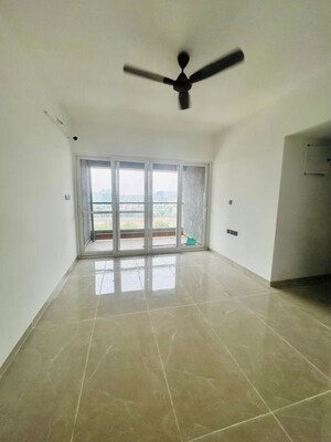 Room in 2 BHK Apartment at Pristine Allure, Kharadi – for Rent