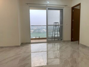 Room in 2 BHK Apartment at Concorde Auriga, Kr Puram – for Rent