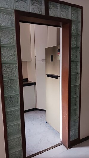 Bathroom in 2 BHK Apartment at Breach Candy – for Rent
