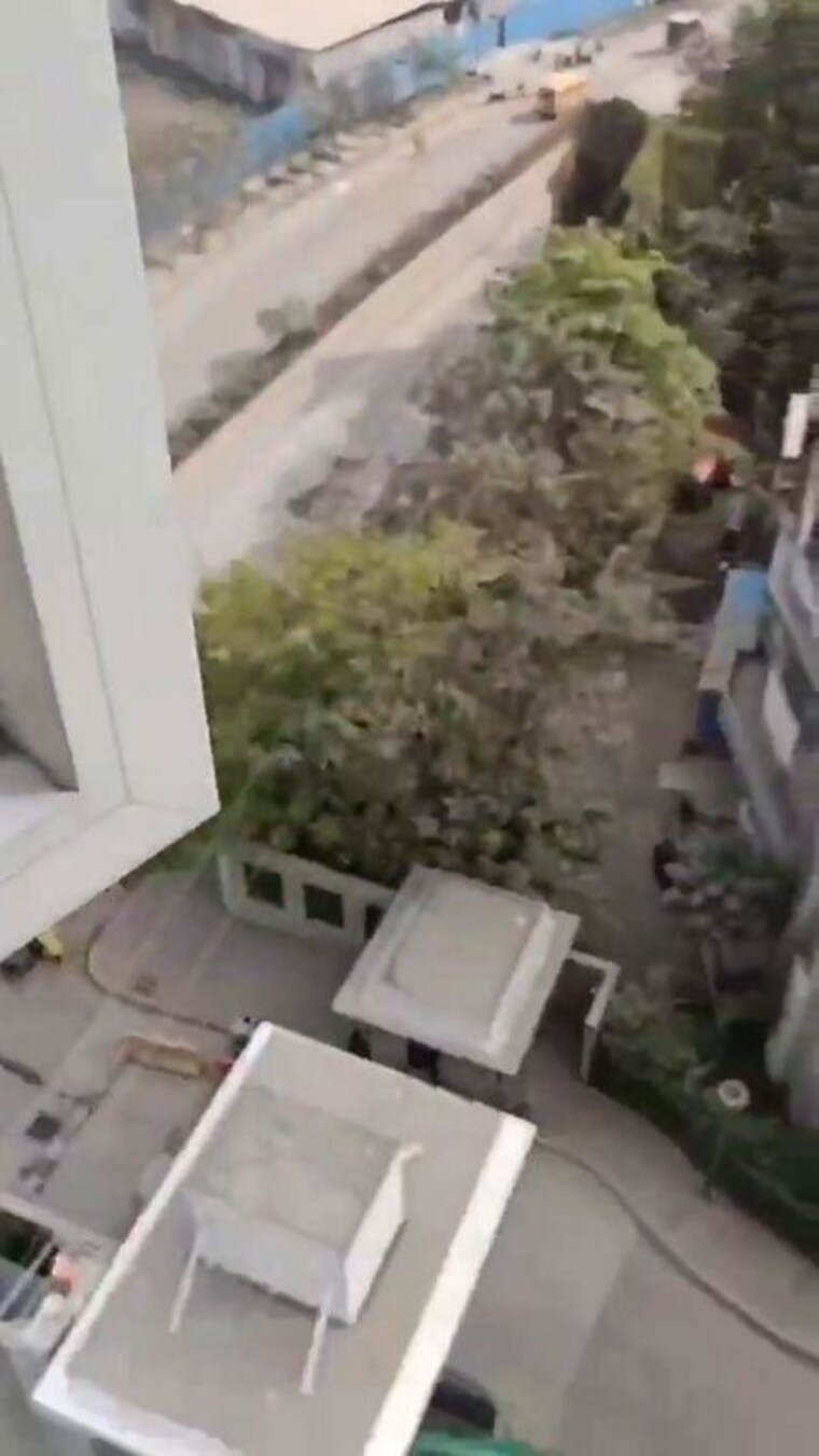 Balcony, lodha-amara-tower-6-and-22 2 Bedroom 722 Sq.Ft. Apartment In Kolshet Road Thane 10341831