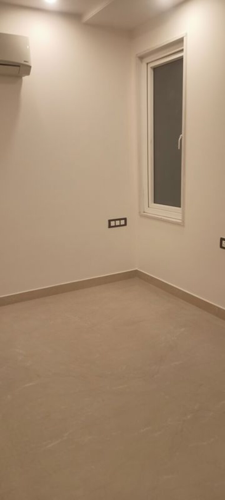 Room, dlf-city-phase-iv 4 Bedroom 2500 Sq.Ft. Builder Floor In Dlf Phase iv Gurgaon 10345411