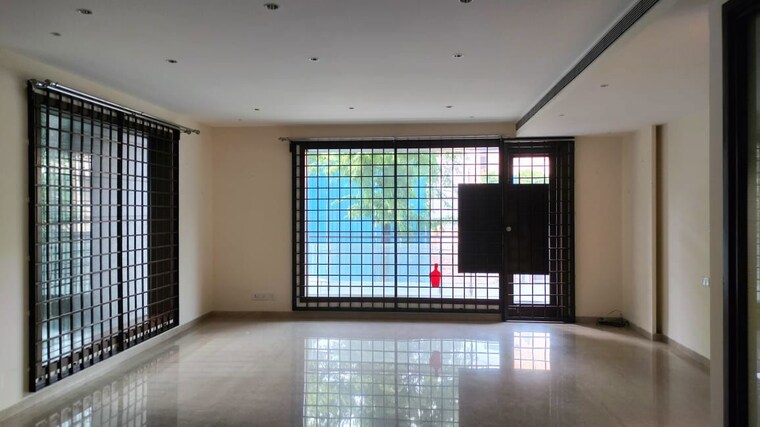 Room, vasant vihar 4 Bedroom 600 Sq.Yd. Builder Floor In Vasant Vihar Delhi 10345410