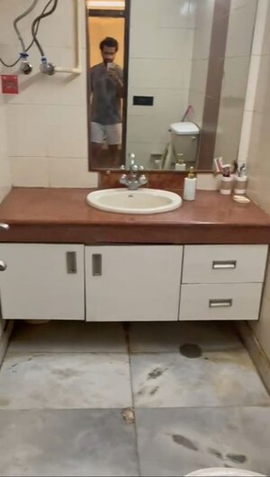 Kitchen in 3 BHK Builder Floor at New Rajinder Nagar – for Rent