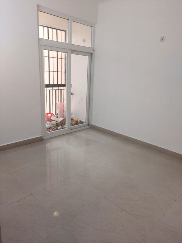 Room, supertech-cape-town 2 Bedroom 930 Sq.Ft. Apartment In Sector 74 Noida 10345419