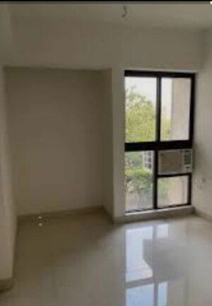 Room in 2 BHK Apartment at Lodha Crown Kolshet, Kolshet Road – for Sale