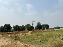 Plot For Sale in Sector 78