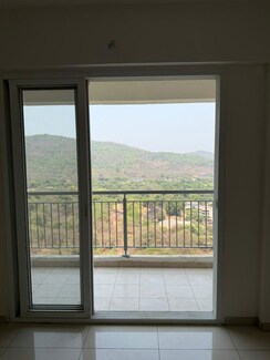 2 BHK Apartment For Rent in Godrej Ascend