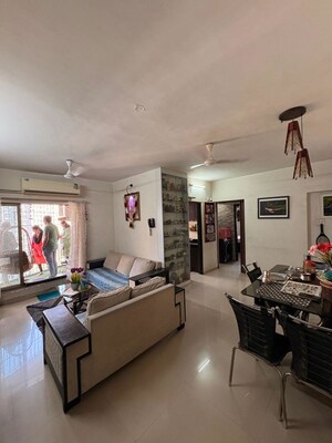 Team Area in 2.5 BHK Apartment at Everest World Tulip, Kolshet Road – for Sale