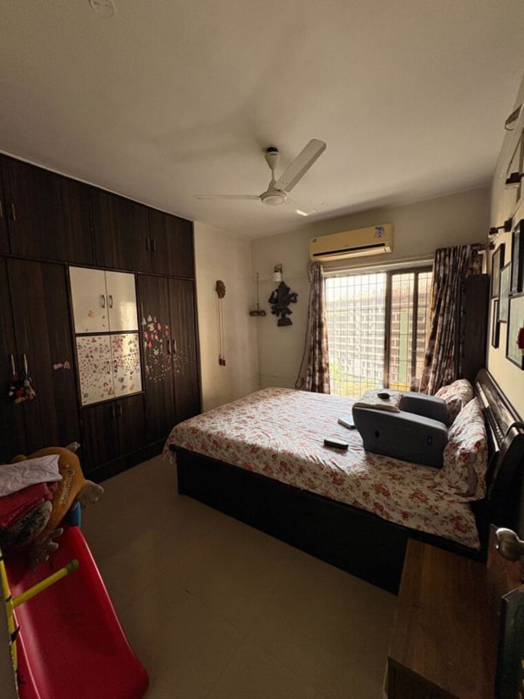 Bedroom, everest-world-tulip 2.5 Bedroom 900 Sq.Ft. Apartment In Kolshet Road Thane 10345426
