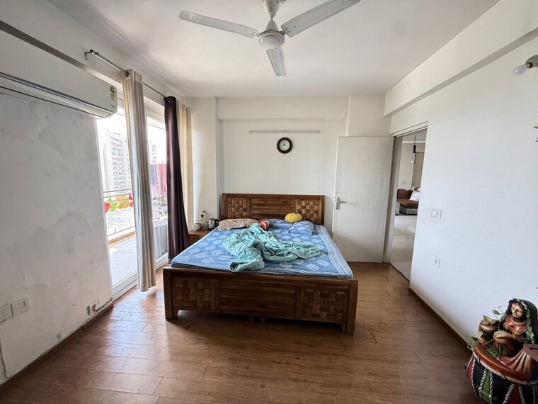 Bedroom, tulip-violet 3 Bedroom 1578 Sq.Ft. Apartment In Sector 69 Gurgaon 10345403