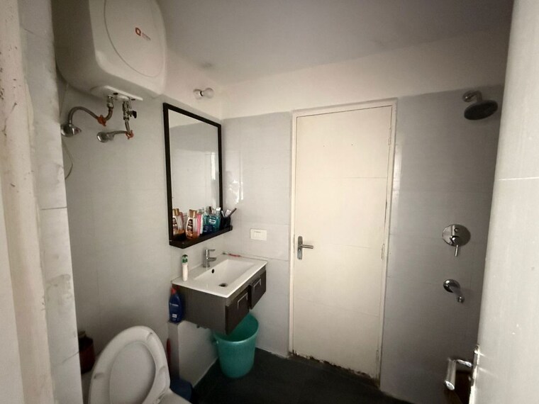 Team Area, tulip-violet 3 Bedroom 1578 Sq.Ft. Apartment In Sector 69 Gurgaon 10345403