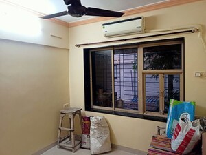  1 BHK Apartment at Goregaon West – for Rent