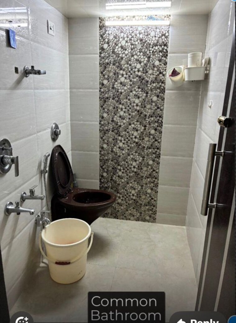 Bathroom, goregaon west 1 Bedroom 500 Sq.Ft. Apartment In Goregaon West Mumbai 10345448