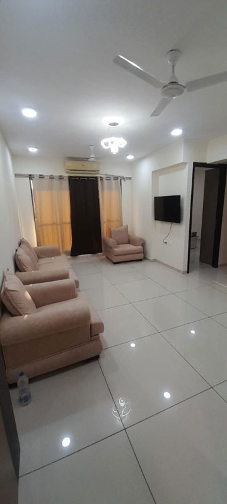 Living Room, goregaon west 2 Bedroom 550 Sq.Ft. Apartment In Goregaon West Mumbai 10345496