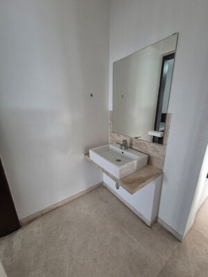 Bathroom in 3.5 BHK Apartment at Park Grandeur, Baner – for Rent