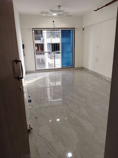 2 BHK + Basement Apartment For Rent in Platinum Towers 7
