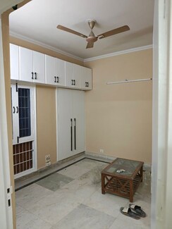 2 BHK + Store Room Apartment For Rent in SS Mayfield Gardens