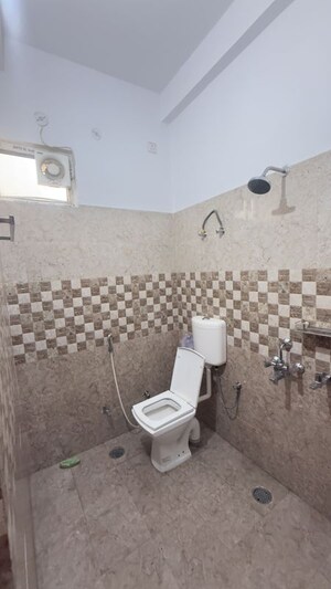 Bathroom in 2 BHK Independent House at Alaknanda Apartment Gomti Nagar, Gomti Nagar – for Rent