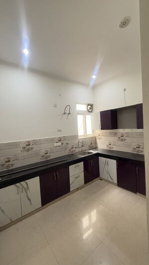 Kitchen in 2 BHK Independent House at Alaknanda Apartment Gomti Nagar, Gomti Nagar – for Rent