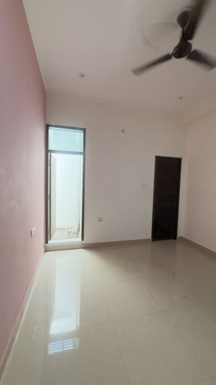 Room, alaknanda-apartment-gomti-nagar 2 Bedroom 32000 Sq.Ft. Independent House In Gomti Nagar Lucknow 10345584