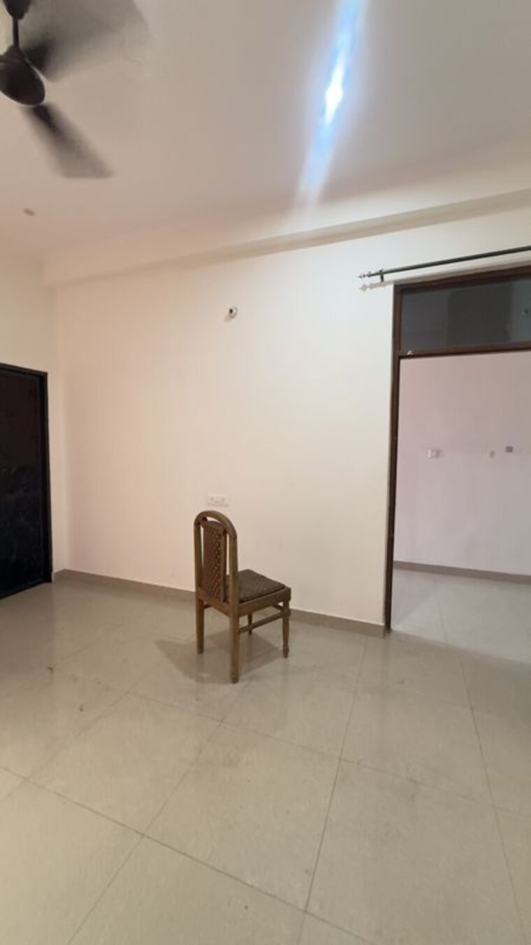 Room, alaknanda-apartment-gomti-nagar 2 Bedroom 32000 Sq.Ft. Independent House In Gomti Nagar Lucknow 10345584