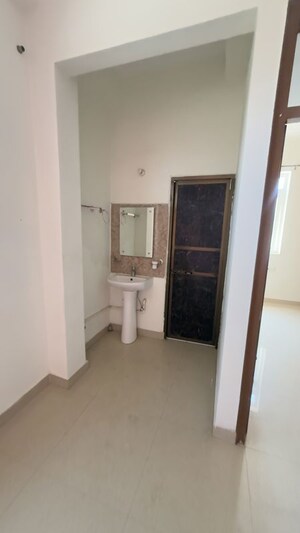 Bathroom in 2 BHK Independent House at Alaknanda Apartment Gomti Nagar, Gomti Nagar – for Rent
