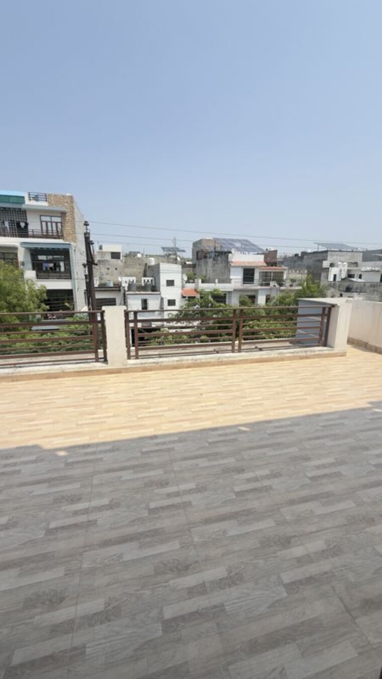 Exterior View, alaknanda-apartment-gomti-nagar 2 Bedroom 32000 Sq.Ft. Independent House In Gomti Nagar Lucknow 10345584