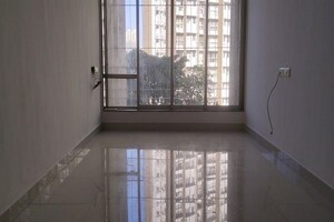 Room in 3 BHK Apartment at Runwal Bliss, Kanjurmarg East – for Rent