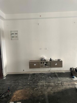 2 BHK Apartment For Rent in Aparanjani Towers, Pragathi Nagar
