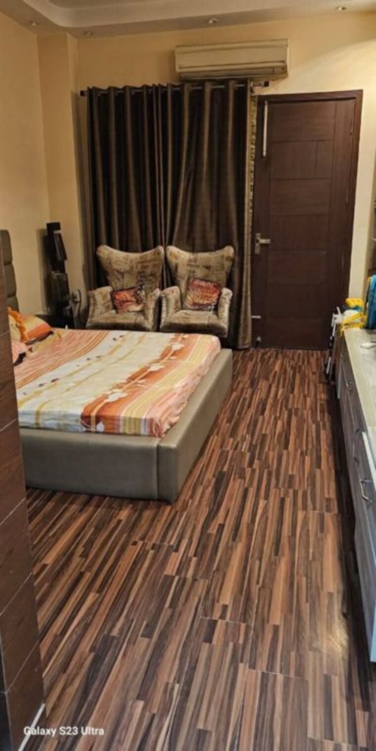 Bedroom, sector 46 3 Bedroom 250 Sq.Ft. Builder Floor In Sector 46 Gurgaon 10345647