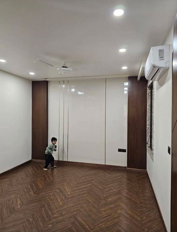 3 BHK + Pooja Room,Servant Room,Study Room,Store Room Builder Floor For Rent in Sector 46