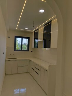 3.5 BHK Apartment For Sale in Raja Park