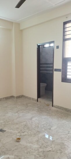 2 BHK + Store Room Apartment For Rent in Dharam Colony