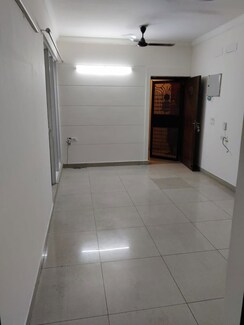 3 BHK Apartment For Rent in Mahagun Mywoods II