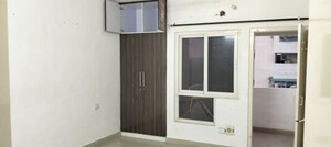 Building Lobby in 3.5 BHK Apartment at Alaknanda Apartment Gomti Nagar, Gomti Nagar – for Rent