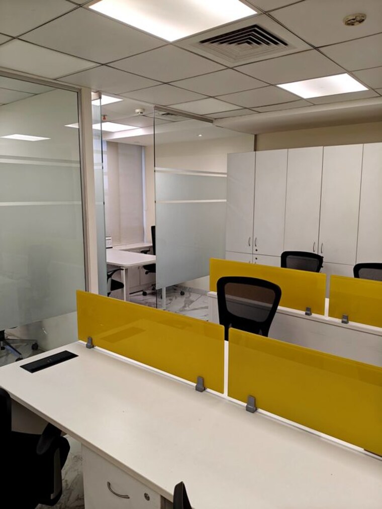 Team Area, express-zone Commercial Office Space 2000 Sq.Ft. In Malad East Mumbai 10345729