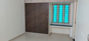 Room in 2 BHK Apartment at Miyapur – for Rent