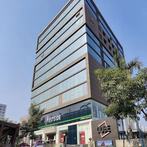  Office Space For Rent in New Town
