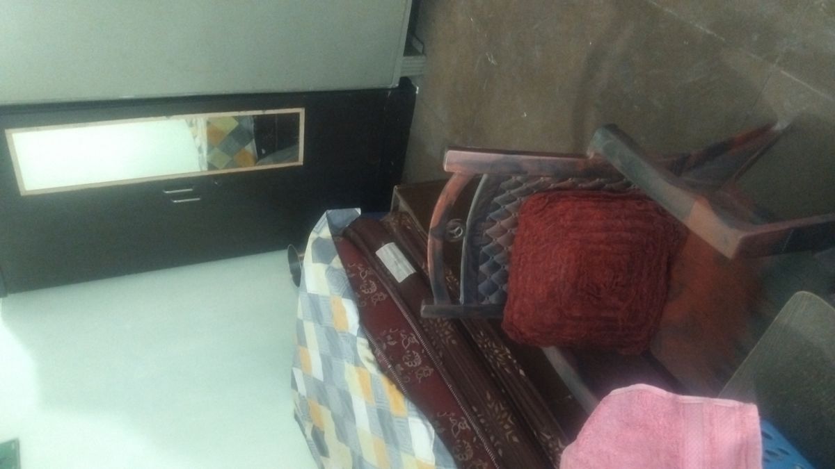1 BHK + Study Room,Extra Room 500 Sq.Ft. Apartment in Arun Vihar Sector 37