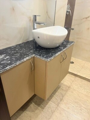 Team Area in 3 BHK Builder Floor at Malviya Nagar – for Rent