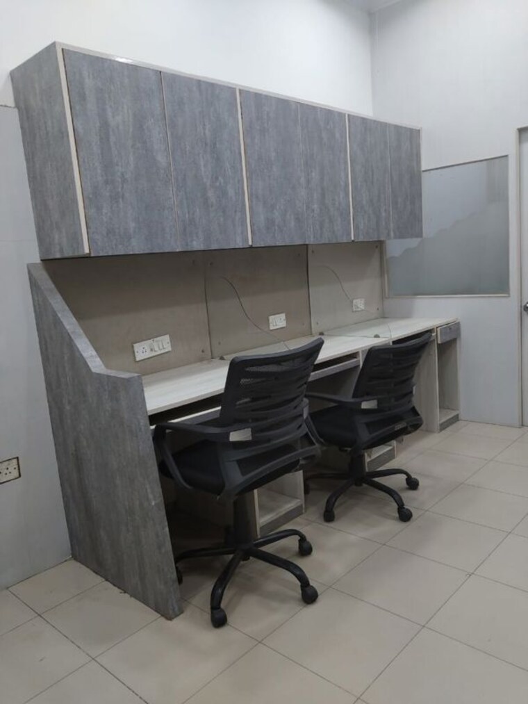 Team Area, crystal-plaza-andheri-west Commercial Office Space 250 Sq.Ft. In Andheri West Mumbai 10345777