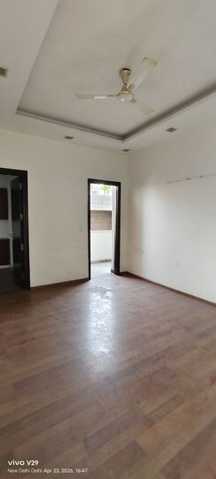 3 BHK + Pooja Room,Servant Room Builder Floor For Sale in Pamposh Enclave