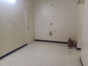 Room in 2 BHK Apartment at Adarsh Colony – for Rent