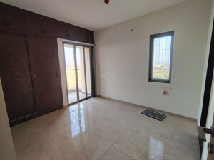 Room in 2.5 BHK Apartment at Vilas Javdekar Yashwin Enchante, Kharadi – for Rent