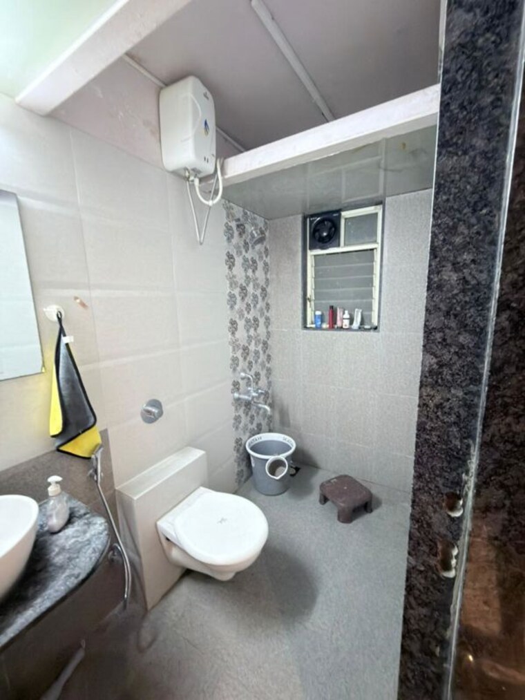 Bathroom, lohgaon 2 Bedroom 1000 Sq.Ft. Apartment In Lohgaon Pune 10345814